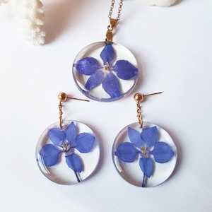 Set de bijuterii din rasina cu flori naturale, Set bijuterii mireasa traditionala, set pandantiv si cercei cadou craciun, Bijuterii, Seturi de bijuterii, Aranjament de flori, Confectionarea bijuteriilor, ARTYNOS