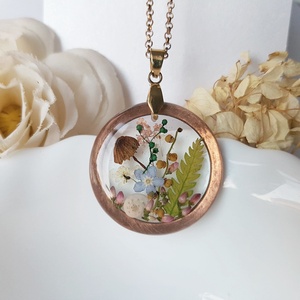 Colier handmade Pandantiv rasina buchet flori naturale Pandantiv terarium cadou inedit pandantiv ocazie, Bijuterii, Coliere, Pandative, Confectionarea bijuteriilor, Aranjament de flori, ARTYNOS