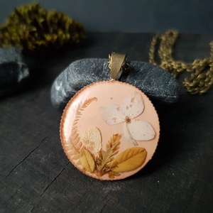 Colier handmade Pandantiv rasina buchet flori naturale Pandantiv terarium cadou inedit pandantiv ocazie - bijuterii - coliere - pandative - Artynos.ro