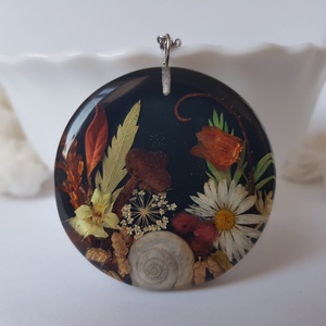 Colier flori handmade Pandantiv vintage din rasina flori naturale buchet flori colier flori presat cadou femeie iubita, Bijuterii, Coliere, Pandative, Aranjament de flori, Confectionarea bijuteriilor, ARTYNOS
