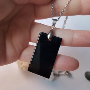 Cadou pentru barbati Pandantiv onix negru pandantiv unicat bijuterie minimalista pandantiv barbati piatra naturala  - bijuterii - coliere - pandative - Artynos.ro