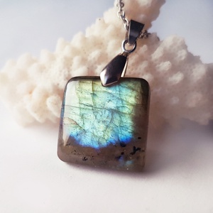 Pandantiv din labradorit colier labradorit pandantiv zodia sagetator leu scorpion pandantiv cristal natural cadou barbat, Bijuterii, Coliere, Coliere din pietre semipretioase, Confectionarea bijuteriilor, ARTYNOS