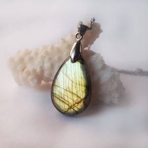 Pandantiv labradorit natural colier piatra semipretioasa pandantiv piatra naturala lacrima bijuterie cuart cadou mama - Artynos.ro