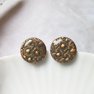 Cercei aurii cu surub cercei cu tija din fimo cercei baroci cercei minimali cadou pentru ea cadou femeie iubita prietena - Artynos.ro