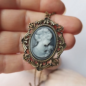 Colier cu camee neagra pandantiv camee dama cadou sotie mama femeie dama - bijuterii - coliere - coliere cu pandative - Artynos.ro