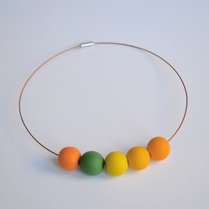 Colier margele rotunde mari colier colorat colier statement contemporan colier geometric choker Colier galben verde - bijuterii - coliere - coliere din mărgele - Artynos.ro
