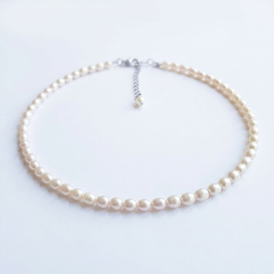 Colier din perle naturale de apa dulce colier choker alb, Bijuterii, Coliere, Coliere din perle, , Colier din perle naturale de apa dulce colier alb
Componentele metalice sunt din otel inoxidabil. 
..., ARTYNOS
