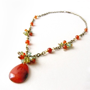 Colier cu agate si peridot Colier pietre semipretioase colier margele cadou sotie iubita martisor martie ziua femeii - bijuterii - coliere - coliere din pietre semiprețioase - Artynos.ro