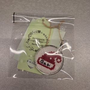 Broșă Moș Crăciun - crăciun - cadouri de moș crăciun - cadouri de moș crăciun - Artynos.ro