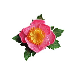 Brosa floare 3D anemone , Bijuterii, Broșă, insigne, Insigne, Broderie, ARTYNOS