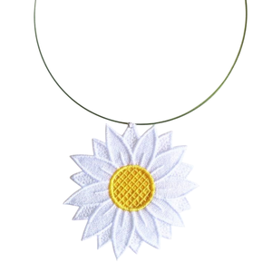 Colier pandantiv margareta, Bijuterii, Coliere, Coliere cu pandantive, Broderie, ARTYNOS