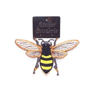 Brosa albina , Bijuterii, Broșă, insigne, Insigne, Broderie, ARTYNOS