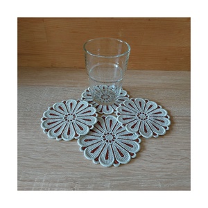 Set Suport Pahare-Broderie   - casă & stil de viață - accesorii pentru decorat casa - decorațiuni de masă și decorațiuni pentru rafturi  - decorațiuni de masă - Artynos.ro
