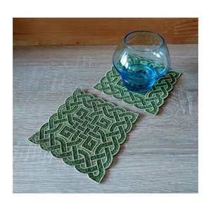 Set Suport Pahare-Broderie   - casă & stil de viață - accesorii pentru decorat casa - decorațiuni de masă și decorațiuni pentru rafturi  - decorațiuni de masă - Artynos.ro