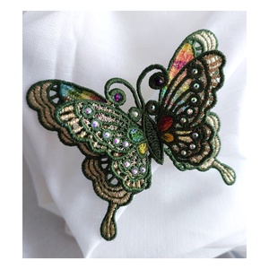 Brosa fluture dublu 3D - bijuterii - broșă, insigne - insigne - Artynos.ro