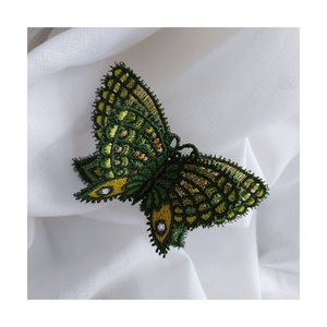 Brosa fluture 3D verde cu auriu - Artynos.ro