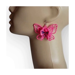 Cercei fluture roz cu aripi duble , Bijuterii, Cercei, Cercei agatati, Broderie, ARTYNOS