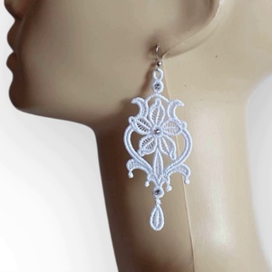 Cercei Candelabru Albi pentru mireasa - accesorii nuntă - bijuterii mireasă - cercei mireasă - Artynos.ro