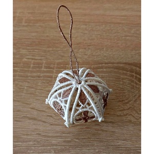 Globulet 3D Alb si Cupru - crăciun - decorațiuni de crăciun de casă - globuri de crăciun - Artynos.ro