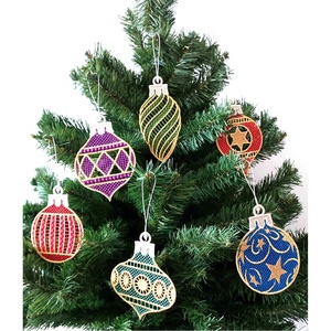 Set Decoratiuni Brodate Globulete 2D pentru Brad, Craciun, Decoratiuni de Craciun de casa, Globuri de Craciun, Broderie, ARTYNOS