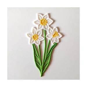 Semn de carte Buchet Narcise, Carti si creatii cu tematica muzicala, cadouri, Semn de carte, Broderie, ARTYNOS