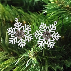 Cercei Fulgi de Nea cu Cristale - bijuterii - cercei - cercei brodați - Artynos.ro