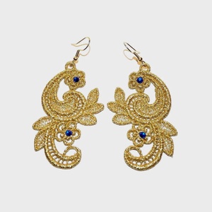 Cercei Aurii Flower � Bijuterie Eleganta, Bijuterii, Cercei, Cercei brodati, Broderie, ARTYNOS