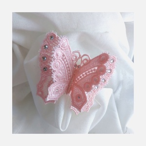 Brosa Fluture Roz cu Doua Perechi de Aripi si Cristale - Artynos.ro