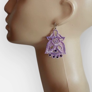 Cercei Flowers Mov degrade cu cristale - bijuterii - cercei - cercei brodați - Artynos.ro