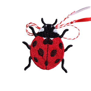 Martisor Gargarita Brodata - bijuterii - mărțișor - Artynos.ro