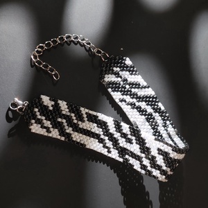 Bratara tesuta margele miyuki - model zebra - Artynos.ro