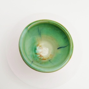 Pahar espresso, verde cu alb, din ceramica, handmade, 50 ml - casă & stil de viață - accesorii pentru echipamente de bucătărie - accesorii de servire - cești cafea, set ceai - Artynos.ro
