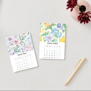 Calendar cu flori decorative elegante, 2025, calendar de birou cu suport negru - casă & stil de viață - papetărie de hârtie - calendar și planificator - Artynos.ro