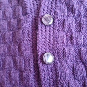 Bluza tip cardigan  cu nasturi tricotata - îmbrăcăminte și modă - accesorii păr - bandă de păr și agrafe păr - Artynos.ro