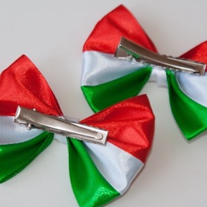 Clemă de păr cu panglică în culorile naționale - roșu/alb/verde - îmbrăcăminte și modă - accesorii păr - clemă de păr și ac de păr - Artynos.ro