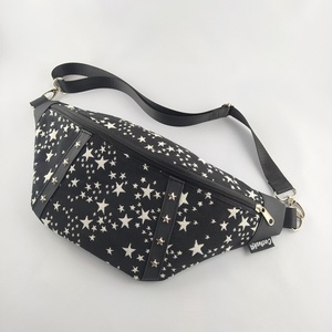 Geanta tip centura / crossbody -  stele negre - Artynos.ro