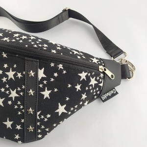 Geantă tip centură / crossbody -  stele negre - genți și portofele - genți de mână și umăr - geantă crossbody - Artynos.ro