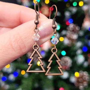 Cercei lungi cu brazi și Swarovski Elements - bijuterii - cercei - cercei lungi - Artynos.ro