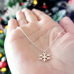 Colier din argint 92.5 cu Fulg de zăpadă  - bijuterii - coliere - coliere cu pandative - Artynos.ro