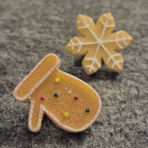 Set 2 broșe fursecuri  - bijuterii - broșe - Artynos.ro