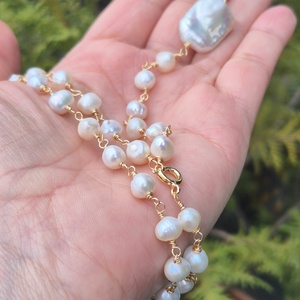 Colier aurit din perle de cultură și medalion perlă Baroque  - bijuterii - coliere - coliere din perle - Artynos.ro