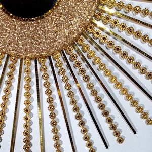 Beautiful Handmade Gold 80 cm Glam Sunburst Mirror Sequins - casă & stil de viață - decorațiuni de casă - oglinzi - Artynos.ro