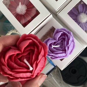 Bujor/margareta/trandafir inimă din ceară naturală de soia - accesorii nuntă - materiale decor pentru nuntă - lumânări de nuntă și suport lumânări - Artynos.ro