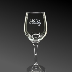 Sticlă gravată cu inscripția Hubby și Wifey -  - Artynos.ro