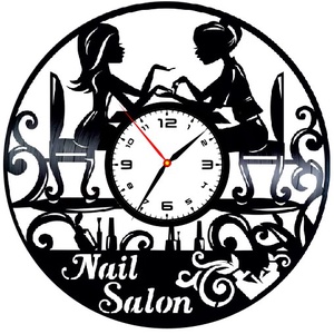 SALON MANICHIURA- ceas de perete (personalizabil), Casă & Stil de viață, Accesorii pentru decorat casa, Decorațiuni de pereți, decorațiuni suspendate, Ceasuri de perete, , ARTYNOS