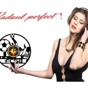 F.C.S.B.- BUCURESTI ceas de perete - casă & stil de viață - accesorii pentru decorat casa - decorațiuni de pereți, decorațiuni suspendate - ceasuri de perete - Artynos.ro