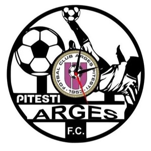 F.C. ARGES PITESTI ceas de perete, Casă & Stil de viață, Accesorii pentru decorat casa, Decorațiuni de pereți, decorațiuni suspendate, Ceasuri de perete, Sculptură, ARTYNOS
