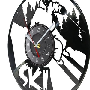SKI-ceas de perete - casă & stil de viață - accesorii pentru decorat casa - decorațiuni de pereți, decorațiuni suspendate - ceasuri de perete - Artynos.ro