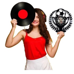 CAMPIONI LA FOTBAL- CEAS DE PERETE - casă & stil de viață - accesorii pentru decorat casa - decorațiuni de pereți, decorațiuni suspendate - ceasuri de perete - Artynos.ro
