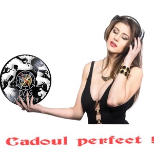 SALON INGRIJIRE CATEI-ceas de perete - casă & stil de viață - accesorii pentru decorat casa - decorațiuni de pereți, decorațiuni suspendate - ceasuri de perete - Artynos.ro